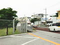 野嵩ゲート横の道路